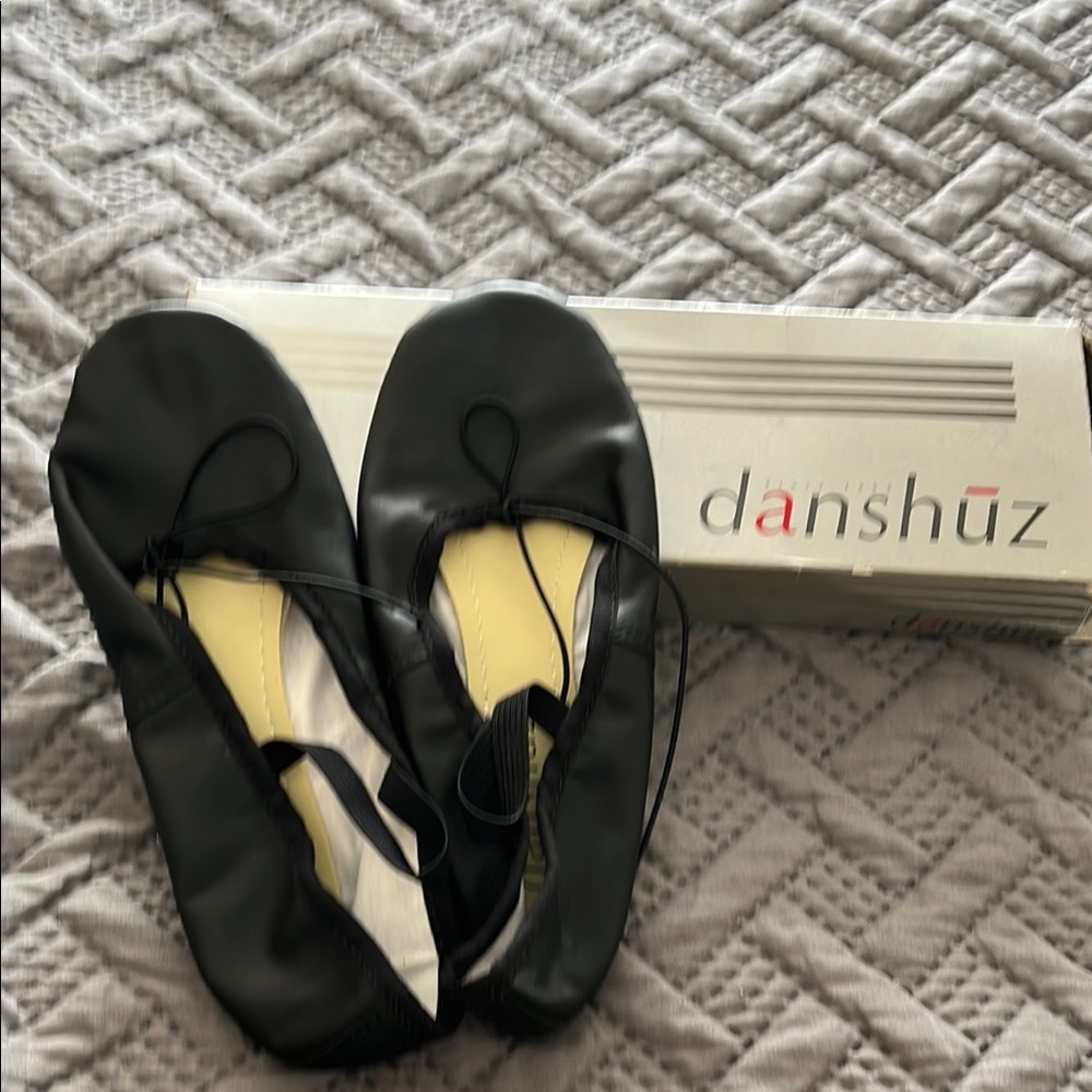 Black Ballet Slippers for Comfort and Flexibility